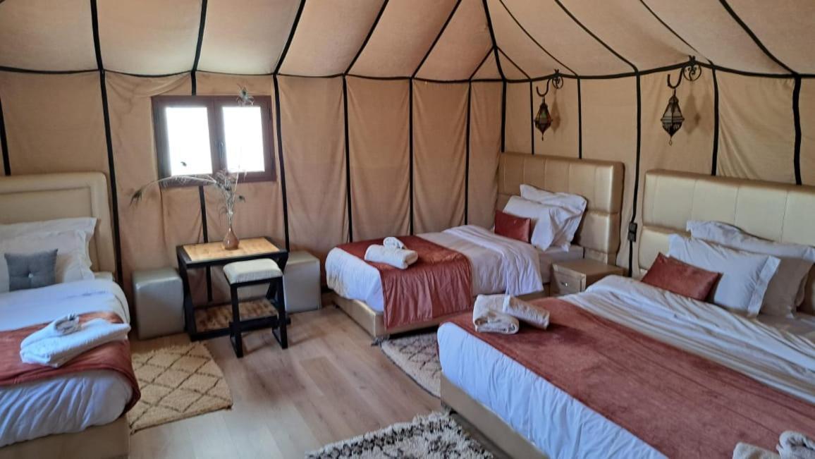 Отель Sahara Sky Luxury Camp Мерзуга Экстерьер фото