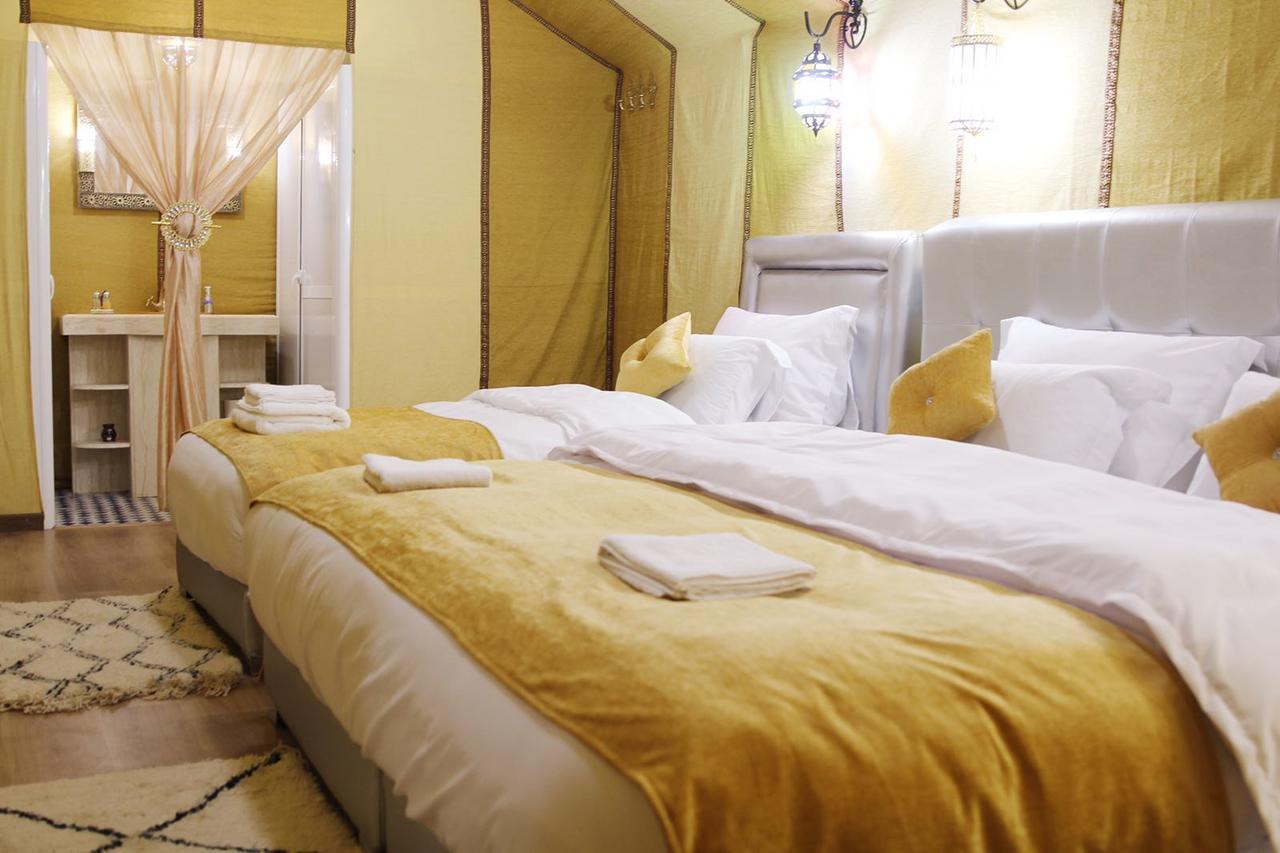 Отель Sahara Sky Luxury Camp Мерзуга Экстерьер фото