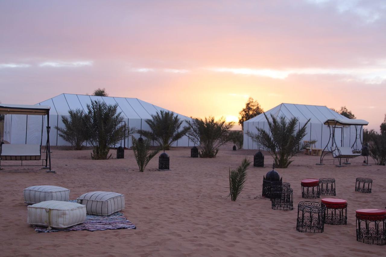 Отель Sahara Sky Luxury Camp Мерзуга Экстерьер фото