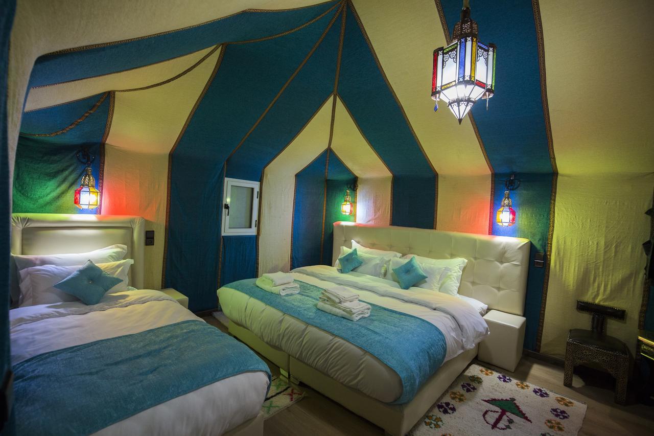 Отель Sahara Sky Luxury Camp Мерзуга Экстерьер фото