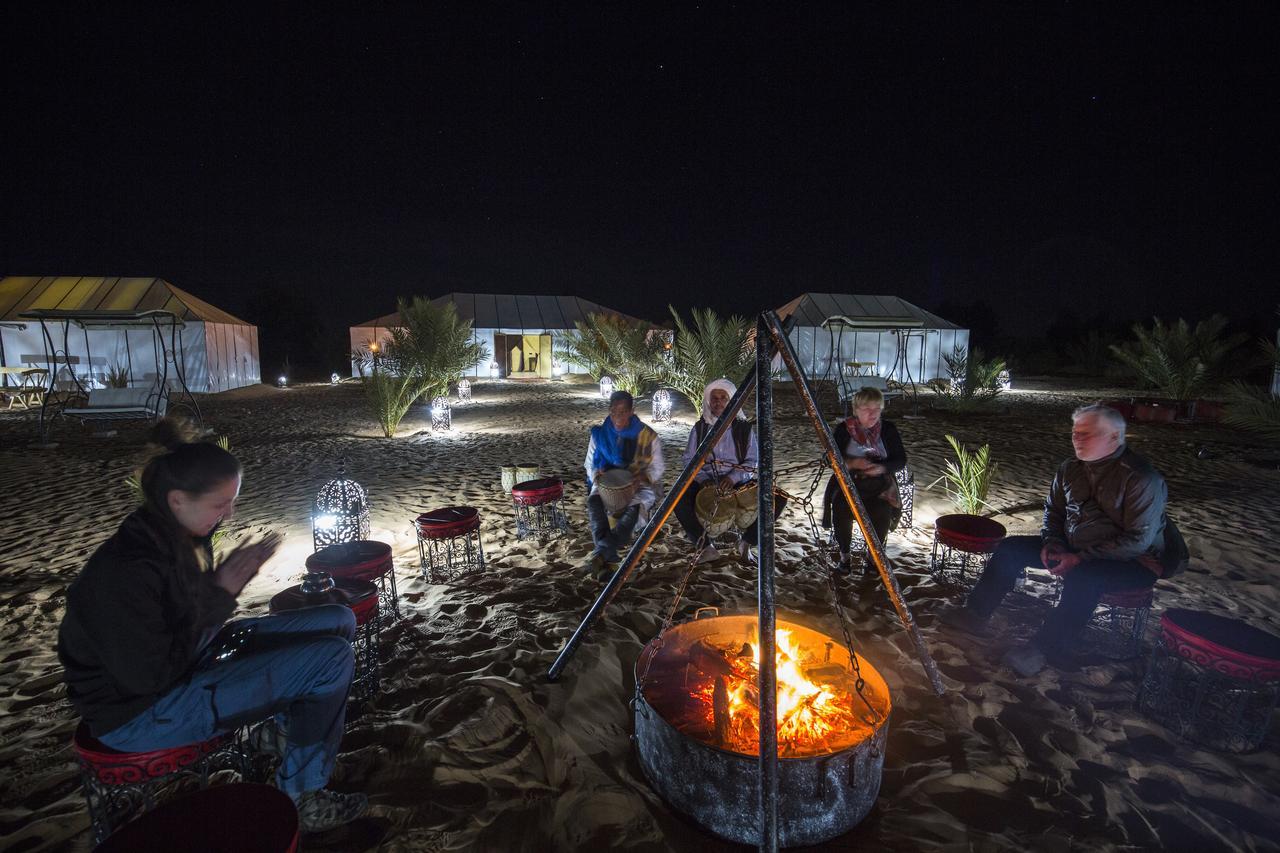 Отель Sahara Sky Luxury Camp Мерзуга Экстерьер фото