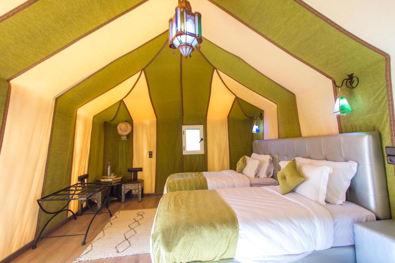 Отель Sahara Sky Luxury Camp Мерзуга Экстерьер фото